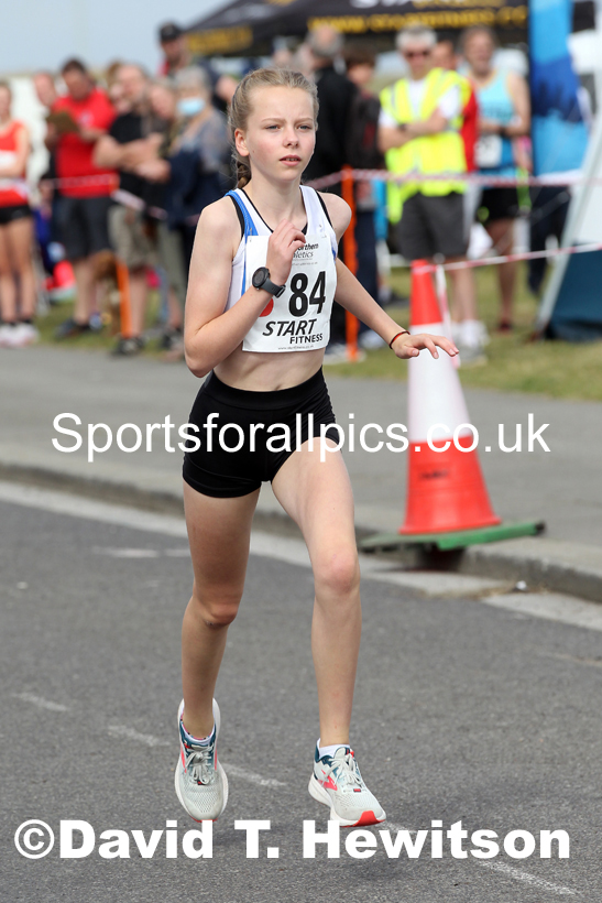 Girls under-15s 2021 Northern 6 and 4 Stage and Young Athletes Road Relays, Redcar. Photo: David T. Hewitson/Sports for All Pics